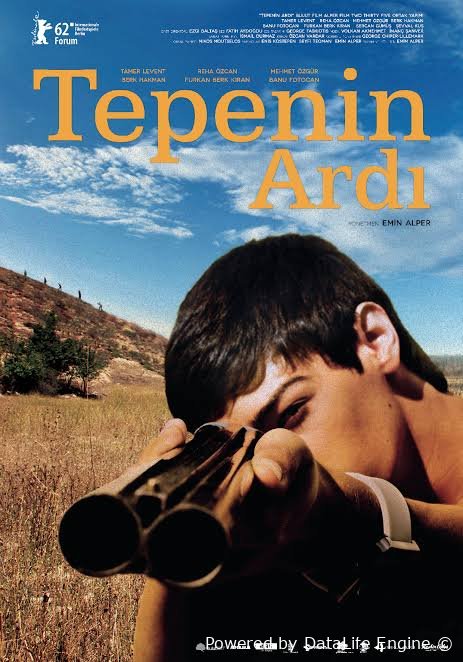 Tepalik orqasi premyera
